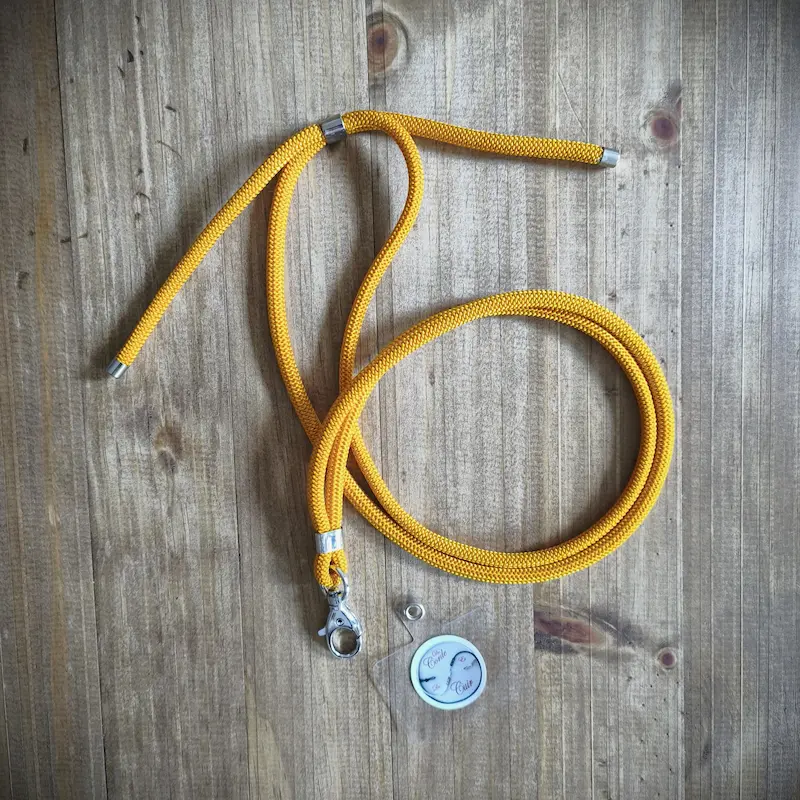 Cordon de téléphone moutarde