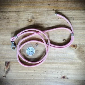 Cordon de téléphone rose